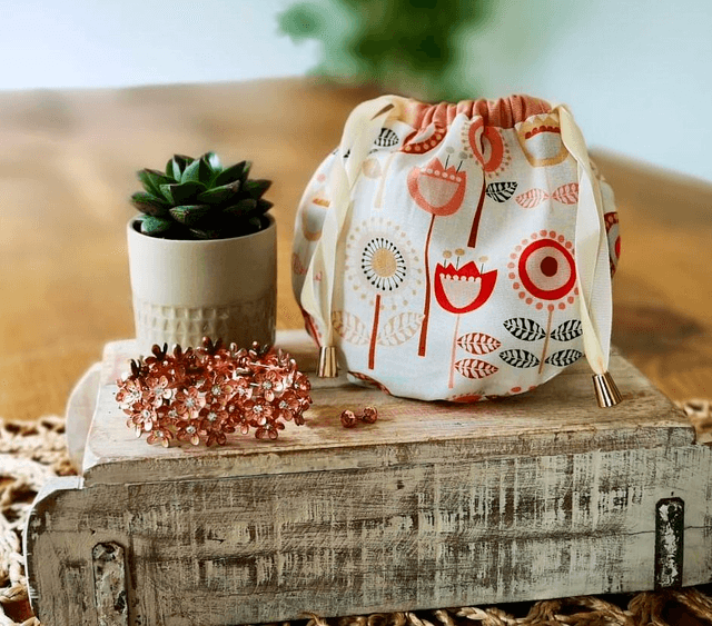 Jewellery Pouch - Scandi Floral
